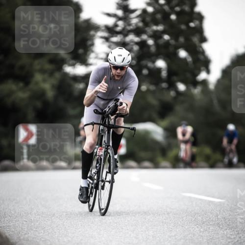 21.06.2026 - 29. Vierlanden-Triathlon H.Heesch http://msf.ph/oto/9898952 21.06.2026 10:06:23 Radfahren 109, 147, 165, 360, 381 meine-sportfotos.de