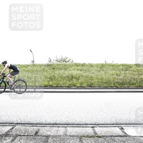 21.06.2026 - 29. Vierlanden-Triathlon H.Heesch http://msf.ph/oto/9898957 21.06.2026 11:29:04 Radfahren 163, 288, 706, 897, 1353 meine-sportfotos.de