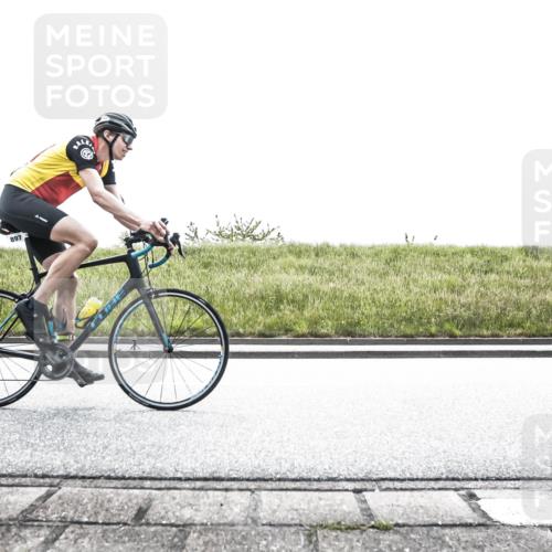 21.06.2026 - 29. Vierlanden-Triathlon H.Heesch http://msf.ph/oto/9898961 21.06.2026 11:29:07 Radfahren 163, 288, 897, 1353 meine-sportfotos.de