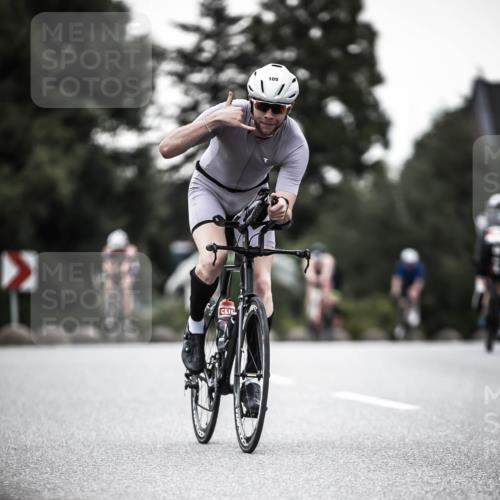 21.06.2026 - 29. Vierlanden-Triathlon H.Heesch http://msf.ph/oto/9898963 21.06.2026 10:06:23 Radfahren 109, 147, 165, 360, 381 meine-sportfotos.de