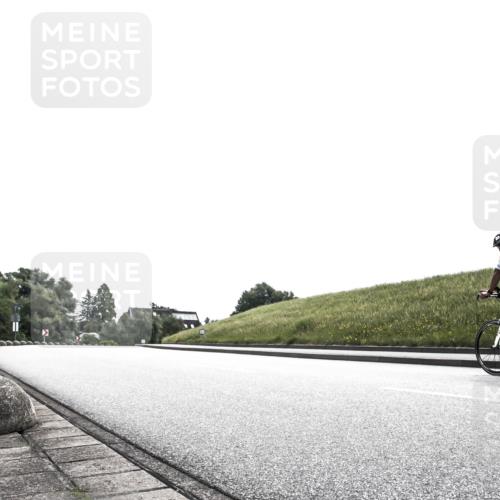 21.06.2026 - 29. Vierlanden-Triathlon H.Heesch http://msf.ph/oto/9898966 21.06.2026 10:50:57 Radfahren 126, 435, 463 meine-sportfotos.de