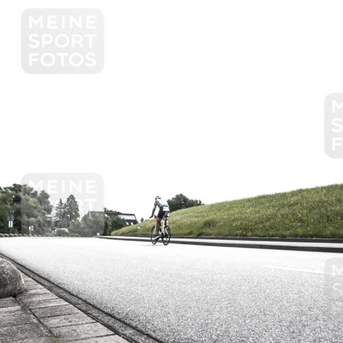21.06.2026 - 29. Vierlanden-Triathlon H.Heesch http://msf.ph/oto/9898972 21.06.2026 10:50:58 Radfahren 126, 435, 446, 463 meine-sportfotos.de