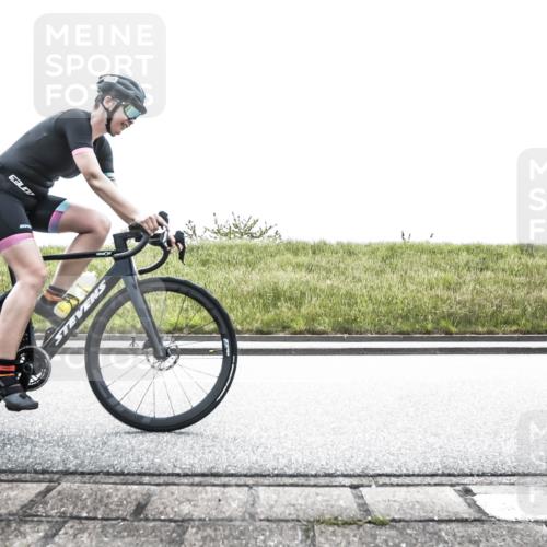 21.06.2026 - 29. Vierlanden-Triathlon H.Heesch http://msf.ph/oto/9898977 21.06.2026 11:29:36 Radfahren 884 meine-sportfotos.de