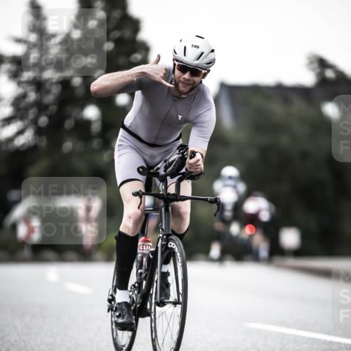 21.06.2026 - 29. Vierlanden-Triathlon H.Heesch http://msf.ph/oto/9898985 21.06.2026 10:06:23 Radfahren 109, 147, 165, 360, 381 meine-sportfotos.de