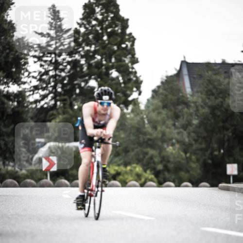21.06.2026 - 29. Vierlanden-Triathlon H.Heesch http://msf.ph/oto/9899001 21.06.2026 10:06:27 Radfahren 109, 147, 165, 360, 381 meine-sportfotos.de