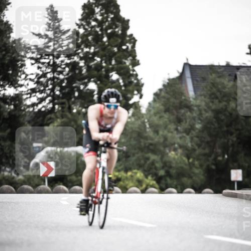 21.06.2026 - 29. Vierlanden-Triathlon H.Heesch http://msf.ph/oto/9899004 21.06.2026 10:06:27 Radfahren 109, 147, 165, 360, 381 meine-sportfotos.de