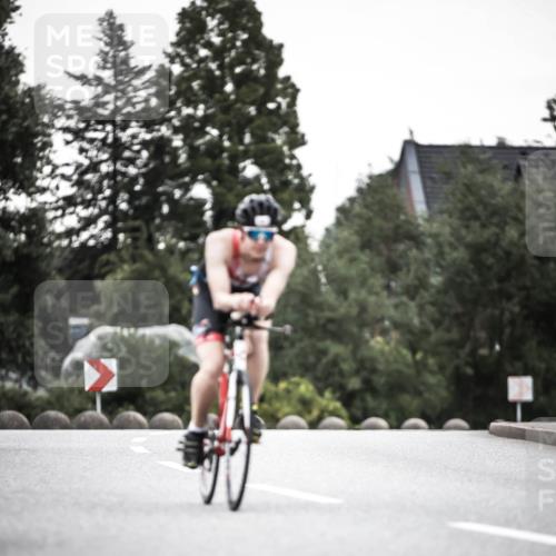 21.06.2026 - 29. Vierlanden-Triathlon H.Heesch http://msf.ph/oto/9899007 21.06.2026 10:06:27 Radfahren 109, 147, 165, 360, 381 meine-sportfotos.de