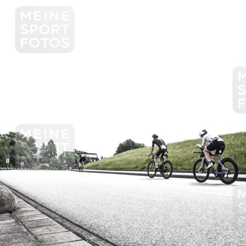 21.06.2026 - 29. Vierlanden-Triathlon H.Heesch http://msf.ph/oto/9899015 21.06.2026 10:51:25 Radfahren 295, 401, 423, 427, 564 meine-sportfotos.de