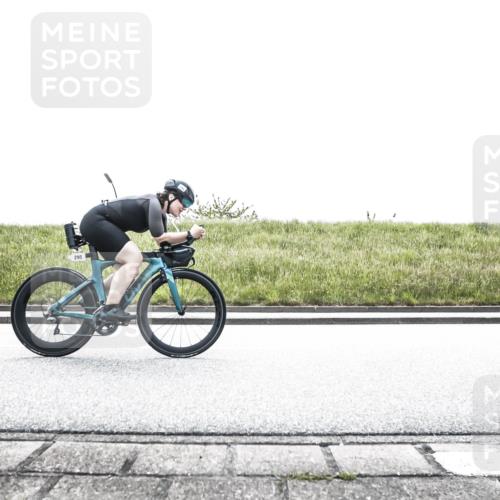 21.06.2026 - 29. Vierlanden-Triathlon H.Heesch http://msf.ph/oto/9899023 21.06.2026 11:30:58 Radfahren 236, 277, 295, 872, 899 meine-sportfotos.de