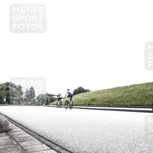 21.06.2026 - 29. Vierlanden-Triathlon H.Heesch http://msf.ph/oto/9899025 21.06.2026 10:51:29 Radfahren 427, 478 meine-sportfotos.de