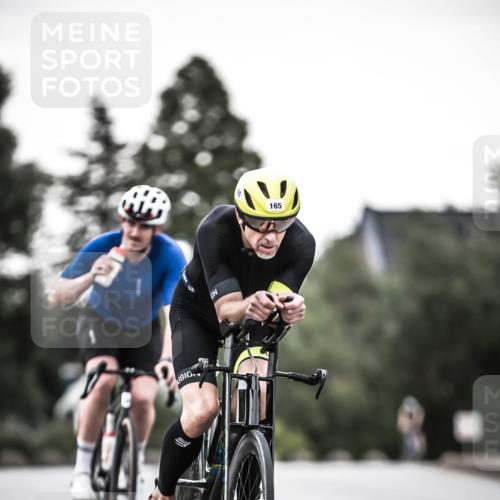 21.06.2026 - 29. Vierlanden-Triathlon H.Heesch http://msf.ph/oto/9899036 21.06.2026 10:06:29 Radfahren 147, 165, 360, 381 meine-sportfotos.de