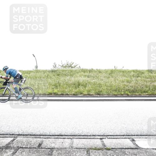 21.06.2026 - 29. Vierlanden-Triathlon H.Heesch http://msf.ph/oto/9899043 21.06.2026 11:31:35 Radfahren 200, 662, 667, 788 meine-sportfotos.de