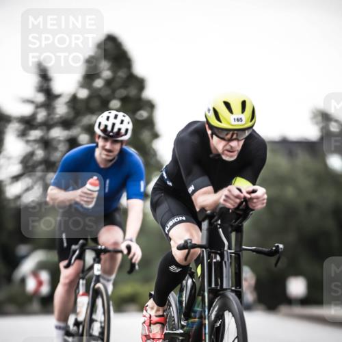 21.06.2026 - 29. Vierlanden-Triathlon H.Heesch http://msf.ph/oto/9899045 21.06.2026 10:06:29 Radfahren 147, 165, 360, 381 meine-sportfotos.de