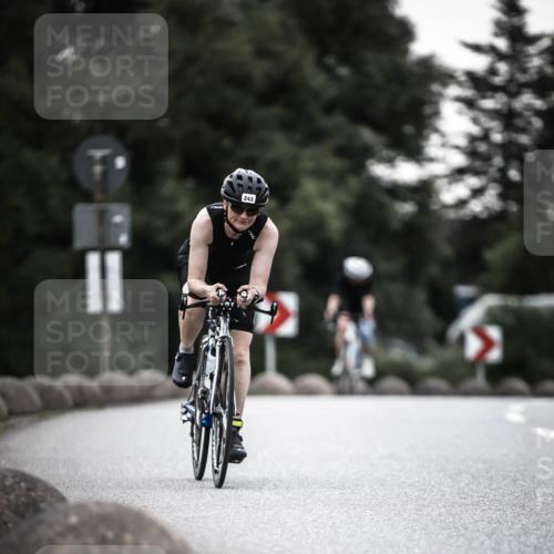 21.06.2026 - 29. Vierlanden-Triathlon H.Heesch http://msf.ph/oto/9899049 21.06.2026 10:06:38 Radfahren 243, 306, 349, 361 meine-sportfotos.de