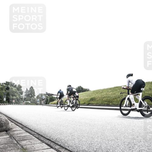 21.06.2026 - 29. Vierlanden-Triathlon H.Heesch http://msf.ph/oto/9899058 21.06.2026 10:51:50 Radfahren 18, 75, 279 meine-sportfotos.de