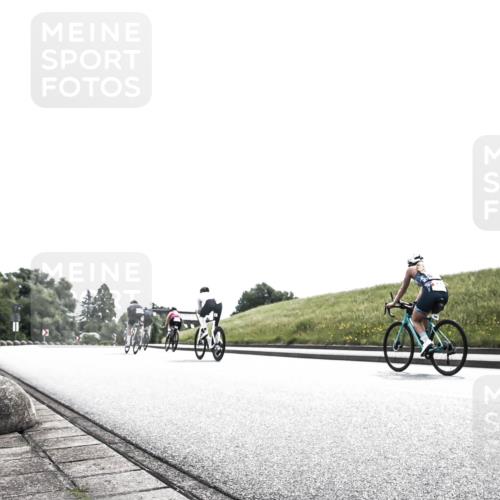 21.06.2026 - 29. Vierlanden-Triathlon H.Heesch http://msf.ph/oto/9899064 21.06.2026 10:51:51 Radfahren 18, 75, 105, 279 meine-sportfotos.de