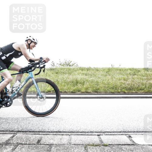 21.06.2026 - 29. Vierlanden-Triathlon H.Heesch http://msf.ph/oto/9899075 21.06.2026 11:32:26 Radfahren 168, 264, 668, 736, 866, 903, 906 meine-sportfotos.de