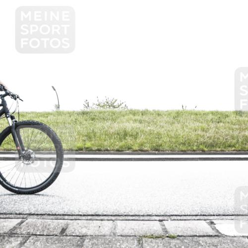 21.06.2026 - 29. Vierlanden-Triathlon H.Heesch http://msf.ph/oto/9899081 21.06.2026 11:32:30 Radfahren 168, 668, 677, 736, 903, 906 meine-sportfotos.de