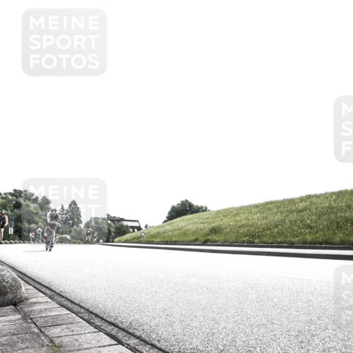 21.06.2026 - 29. Vierlanden-Triathlon H.Heesch http://msf.ph/oto/9899086 21.06.2026 10:52:06 Radfahren 45, 167, 249, 281, 290, 496 meine-sportfotos.de