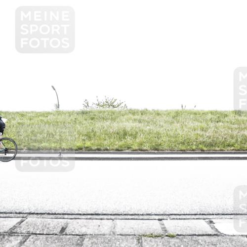 21.06.2026 - 29. Vierlanden-Triathlon H.Heesch http://msf.ph/oto/9899093 21.06.2026 11:32:37 Radfahren 168, 677, 704, 736 meine-sportfotos.de