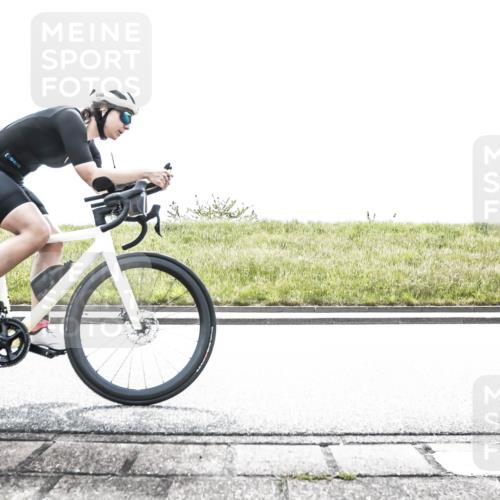 21.06.2026 - 29. Vierlanden-Triathlon H.Heesch http://msf.ph/oto/9899115 21.06.2026 11:32:58 Radfahren 269, 806, 878, 880 meine-sportfotos.de