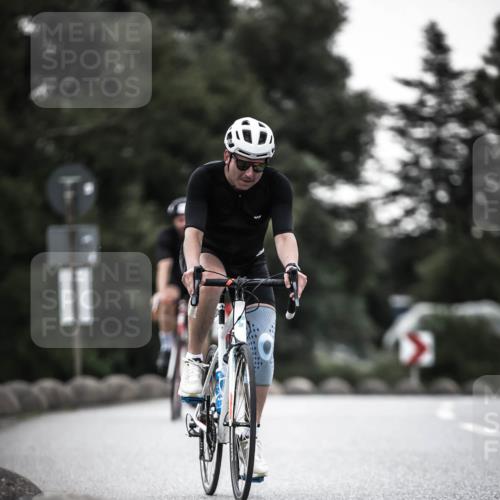 21.06.2026 - 29. Vierlanden-Triathlon H.Heesch http://msf.ph/oto/9899116 21.06.2026 10:06:42 Radfahren 199, 243, 306, 349, 361 meine-sportfotos.de