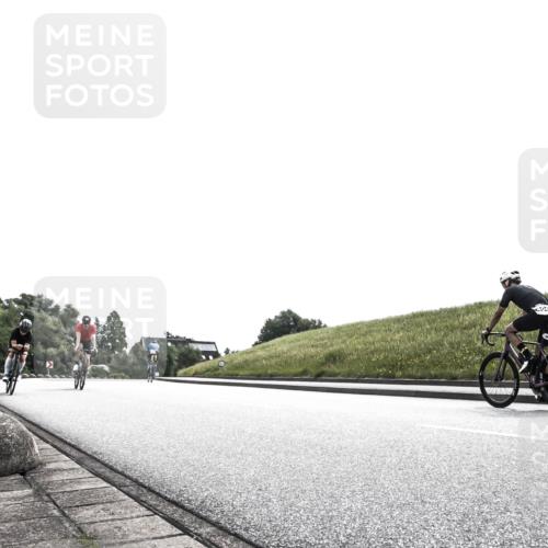 21.06.2026 - 29. Vierlanden-Triathlon H.Heesch http://msf.ph/oto/9899152 21.06.2026 10:52:53 Radfahren 121, 130, 261, 625 meine-sportfotos.de