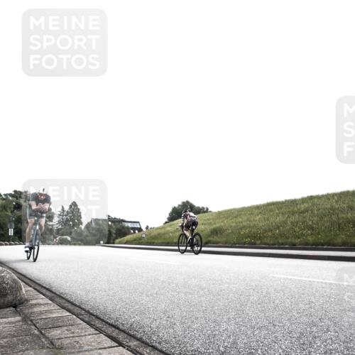 21.06.2026 - 29. Vierlanden-Triathlon H.Heesch http://msf.ph/oto/9899162 21.06.2026 10:53:18 Radfahren 135, 168 meine-sportfotos.de