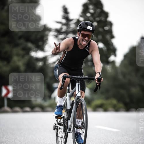 21.06.2026 - 29. Vierlanden-Triathlon H.Heesch http://msf.ph/oto/9899165 21.06.2026 10:06:45 Radfahren 199, 306, 349, 361 meine-sportfotos.de
