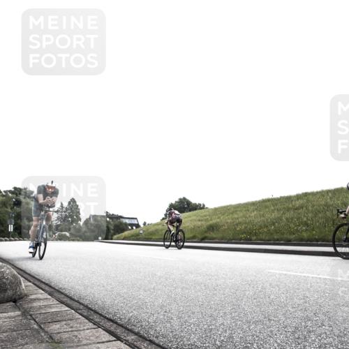 21.06.2026 - 29. Vierlanden-Triathlon H.Heesch http://msf.ph/oto/9899166 21.06.2026 10:53:18 Radfahren 135, 168 meine-sportfotos.de