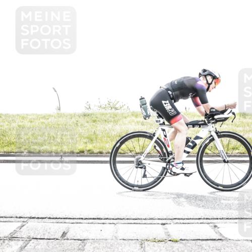 21.06.2026 - 29. Vierlanden-Triathlon H.Heesch http://msf.ph/oto/9899175 21.06.2026 11:34:10 Radfahren 18, 115, 657, 675, 762, 859, 890 meine-sportfotos.de