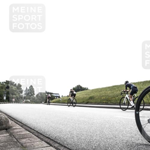 21.06.2026 - 29. Vierlanden-Triathlon H.Heesch http://msf.ph/oto/9899176 21.06.2026 10:53:19 Radfahren 135, 168 meine-sportfotos.de