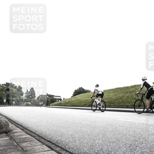21.06.2026 - 29. Vierlanden-Triathlon H.Heesch http://msf.ph/oto/9899201 21.06.2026 10:53:35 Radfahren  meine-sportfotos.de