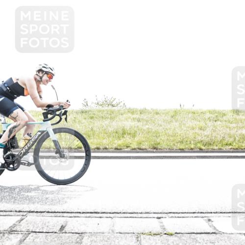 21.06.2026 - 29. Vierlanden-Triathlon H.Heesch http://msf.ph/oto/9899207 21.06.2026 11:34:48 Radfahren 689, 889 meine-sportfotos.de