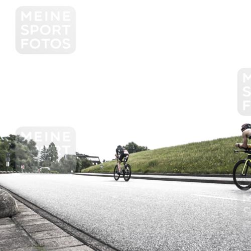 21.06.2026 - 29. Vierlanden-Triathlon H.Heesch http://msf.ph/oto/9899233 21.06.2026 10:54:34 Radfahren 33, 94, 506, 526, 545, 552, 562, 599 meine-sportfotos.de