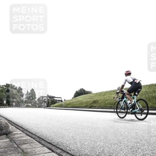 21.06.2026 - 29. Vierlanden-Triathlon H.Heesch http://msf.ph/oto/9899242 21.06.2026 10:54:39 Radfahren 94, 509, 552 meine-sportfotos.de