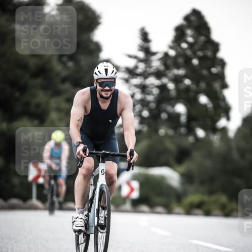 21.06.2026 - 29. Vierlanden-Triathlon H.Heesch http://msf.ph/oto/9899267 21.06.2026 10:07:06 Radfahren 83, 344, 348 meine-sportfotos.de