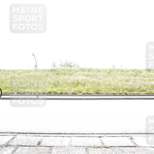 21.06.2026 - 29. Vierlanden-Triathlon H.Heesch http://msf.ph/oto/9899294 21.06.2026 11:36:17 Radfahren 43, 696, 771, 833, 888 meine-sportfotos.de