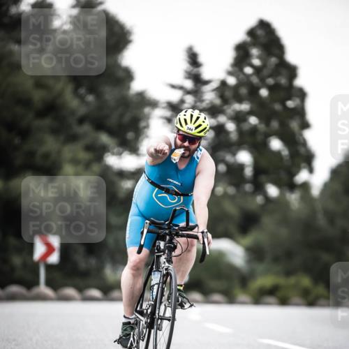 21.06.2026 - 29. Vierlanden-Triathlon H.Heesch http://msf.ph/oto/9899311 21.06.2026 10:07:10 Radfahren 83, 344, 348 meine-sportfotos.de
