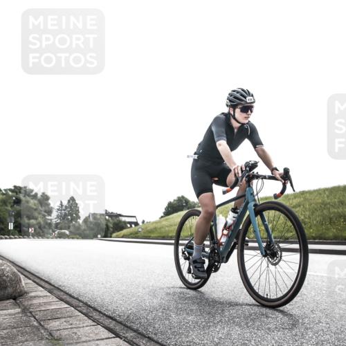 21.06.2026 - 29. Vierlanden-Triathlon H.Heesch http://msf.ph/oto/9899318 21.06.2026 10:58:30 Radfahren 238 meine-sportfotos.de