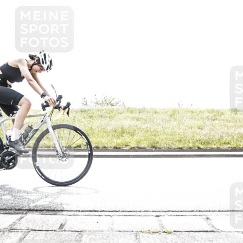 21.06.2026 - 29. Vierlanden-Triathlon H.Heesch http://msf.ph/oto/9899328 21.06.2026 11:37:00 Radfahren 832, 847, 865 meine-sportfotos.de