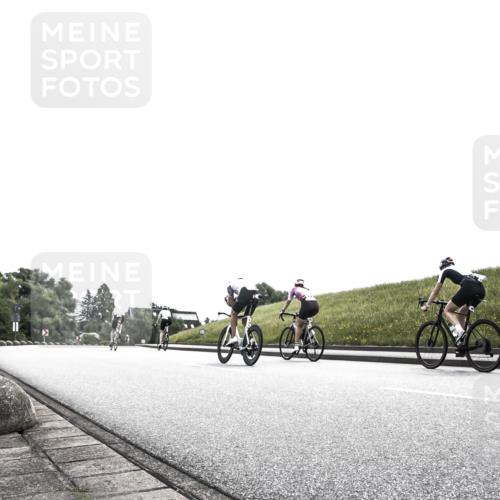21.06.2026 - 29. Vierlanden-Triathlon H.Heesch http://msf.ph/oto/9899330 21.06.2026 10:58:32 Radfahren 238 meine-sportfotos.de