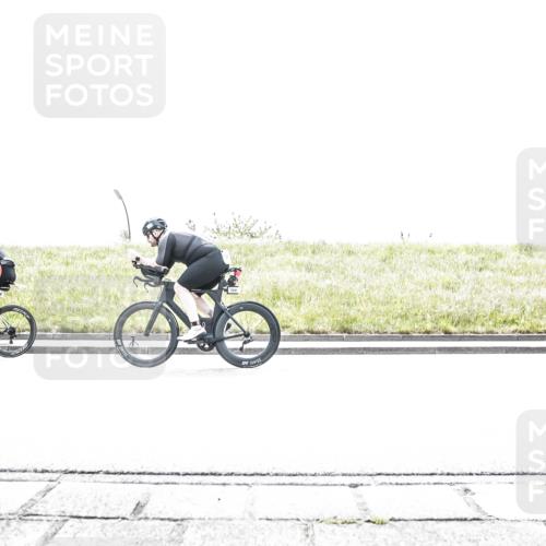 21.06.2026 - 29. Vierlanden-Triathlon H.Heesch http://msf.ph/oto/9899339 21.06.2026 11:37:17 Radfahren 48, 724, 834, 856, 861 meine-sportfotos.de