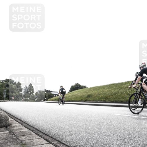 21.06.2026 - 29. Vierlanden-Triathlon H.Heesch http://msf.ph/oto/9899344 21.06.2026 10:59:22 Radfahren  meine-sportfotos.de