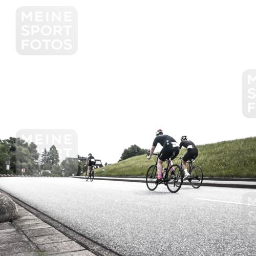 21.06.2026 - 29. Vierlanden-Triathlon H.Heesch http://msf.ph/oto/9899350 21.06.2026 10:59:22 Radfahren  meine-sportfotos.de