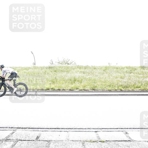 21.06.2026 - 29. Vierlanden-Triathlon H.Heesch http://msf.ph/oto/9899351 21.06.2026 11:37:38 Radfahren 642, 665, 719 meine-sportfotos.de