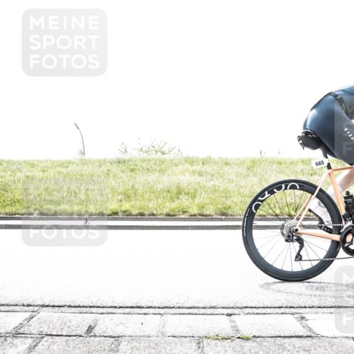 21.06.2026 - 29. Vierlanden-Triathlon H.Heesch http://msf.ph/oto/9899357 21.06.2026 11:37:44 Radfahren 105, 279, 665, 719, 895 meine-sportfotos.de