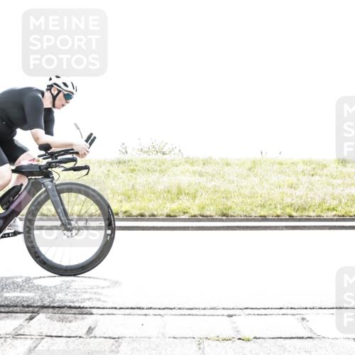 21.06.2026 - 29. Vierlanden-Triathlon H.Heesch http://msf.ph/oto/9899375 21.06.2026 11:38:06 Radfahren 637, 640, 693, 814, 864 meine-sportfotos.de