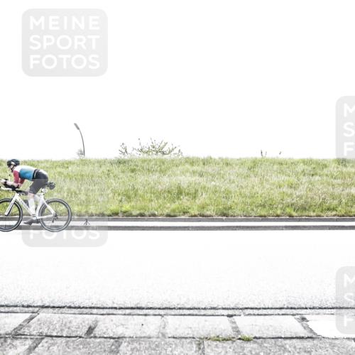 21.06.2026 - 29. Vierlanden-Triathlon H.Heesch http://msf.ph/oto/9899386 21.06.2026 11:38:55 Radfahren 703 meine-sportfotos.de