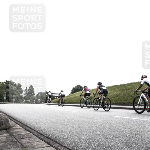 21.06.2026 - 29. Vierlanden-Triathlon H.Heesch http://msf.ph/oto/9899390 21.06.2026 11:00:12 Radfahren 296, 355, 516 meine-sportfotos.de